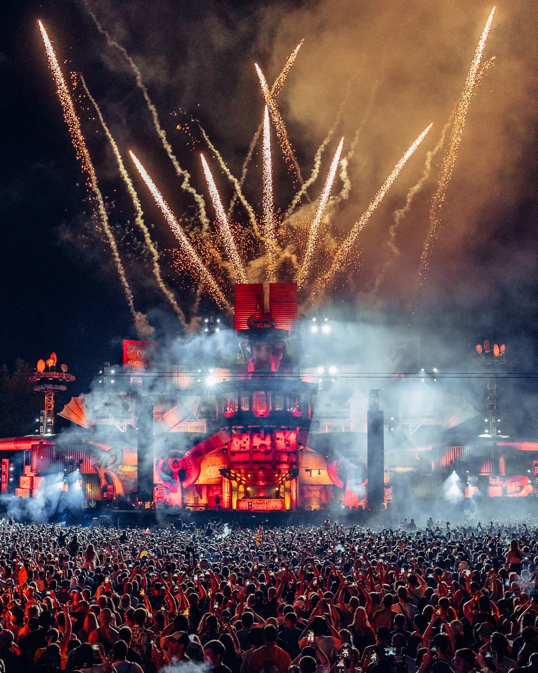 Where we wanna beโฆ๐ญ๐ If you could go back, which set would you relive? ๐ (1/2)