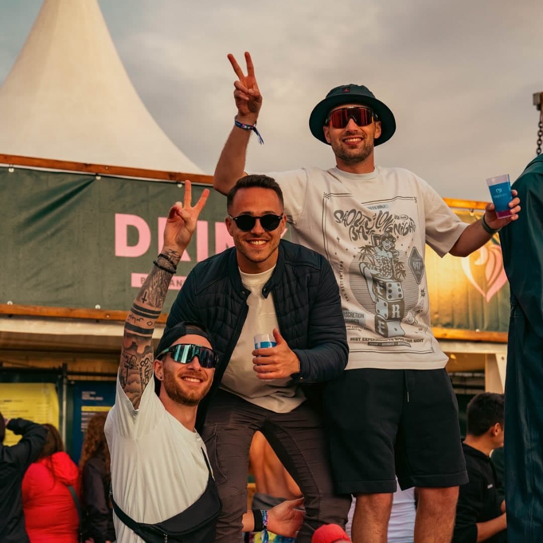 Our cheeks still hurt thinking about all the smiles we shared at the Electric Lo (2/3)