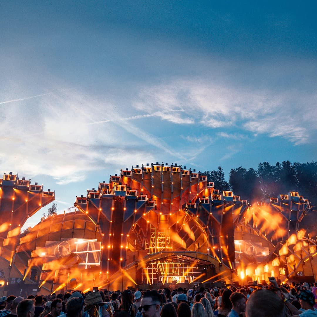 Music, the reason we all unite at the each year. π«ΆπΌ