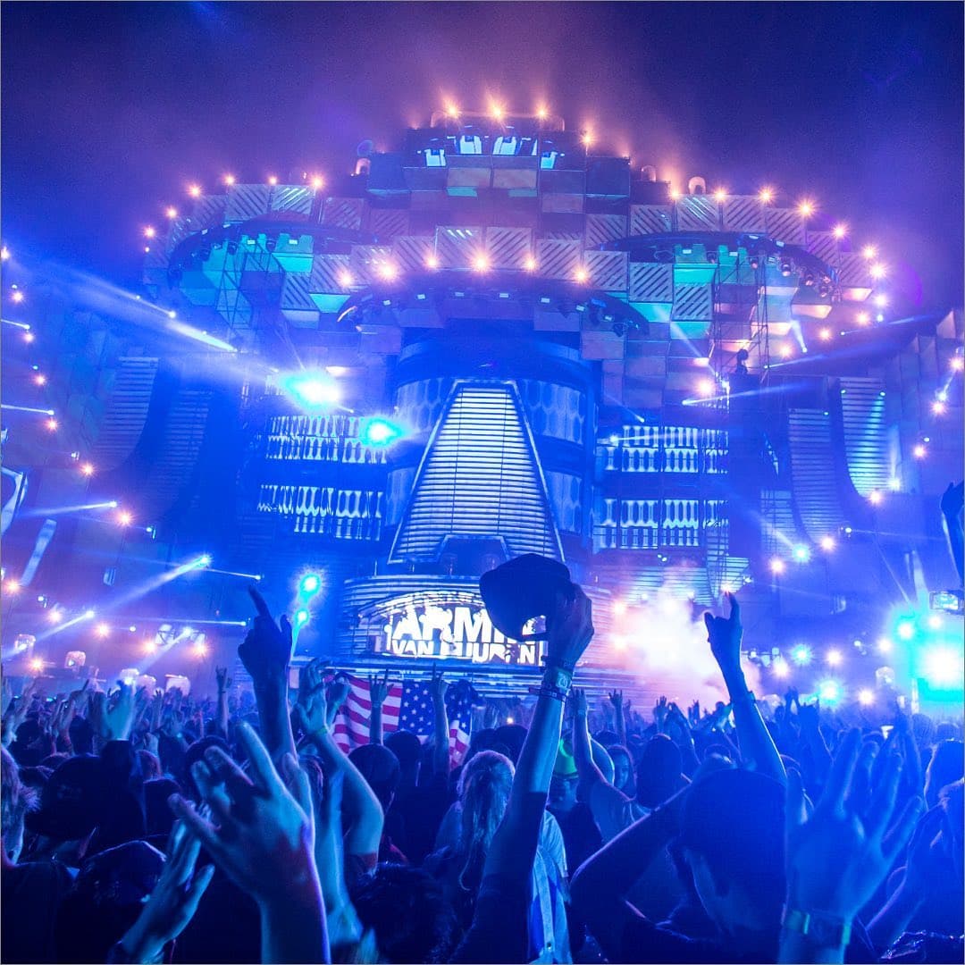 ELF ELF ELF ❤️ 3 x 12H FESTIVAL FEELING. 3 oversized stages, as usual the bigges