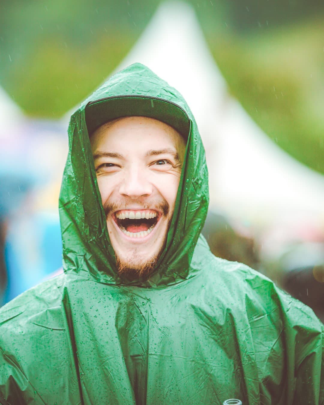 π Finally, happy people at the Grounds of Love again. Even the rain could not s (3/5)