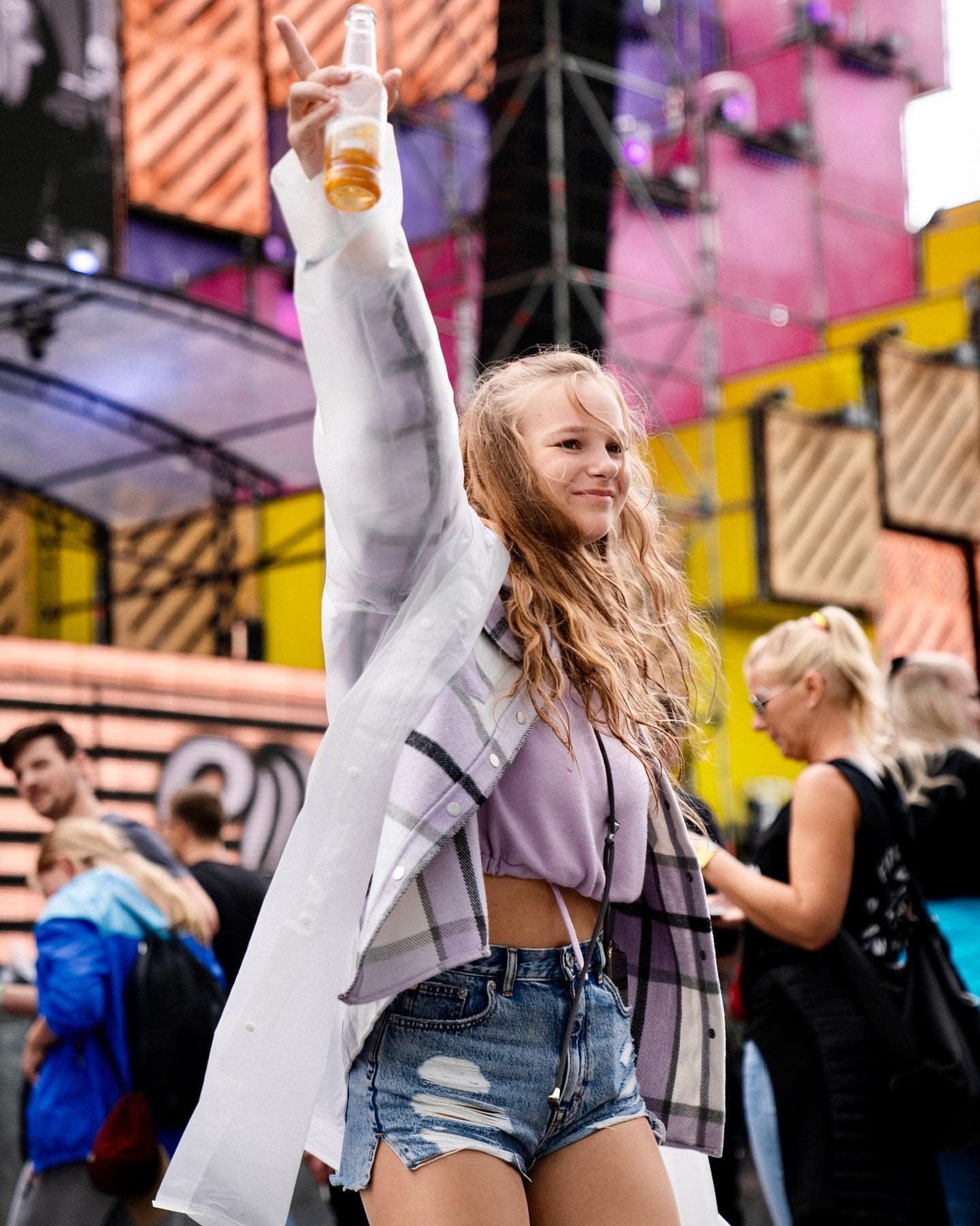 Do you miss it? This feeling... to have finally danced and experienced festivals (3/3)