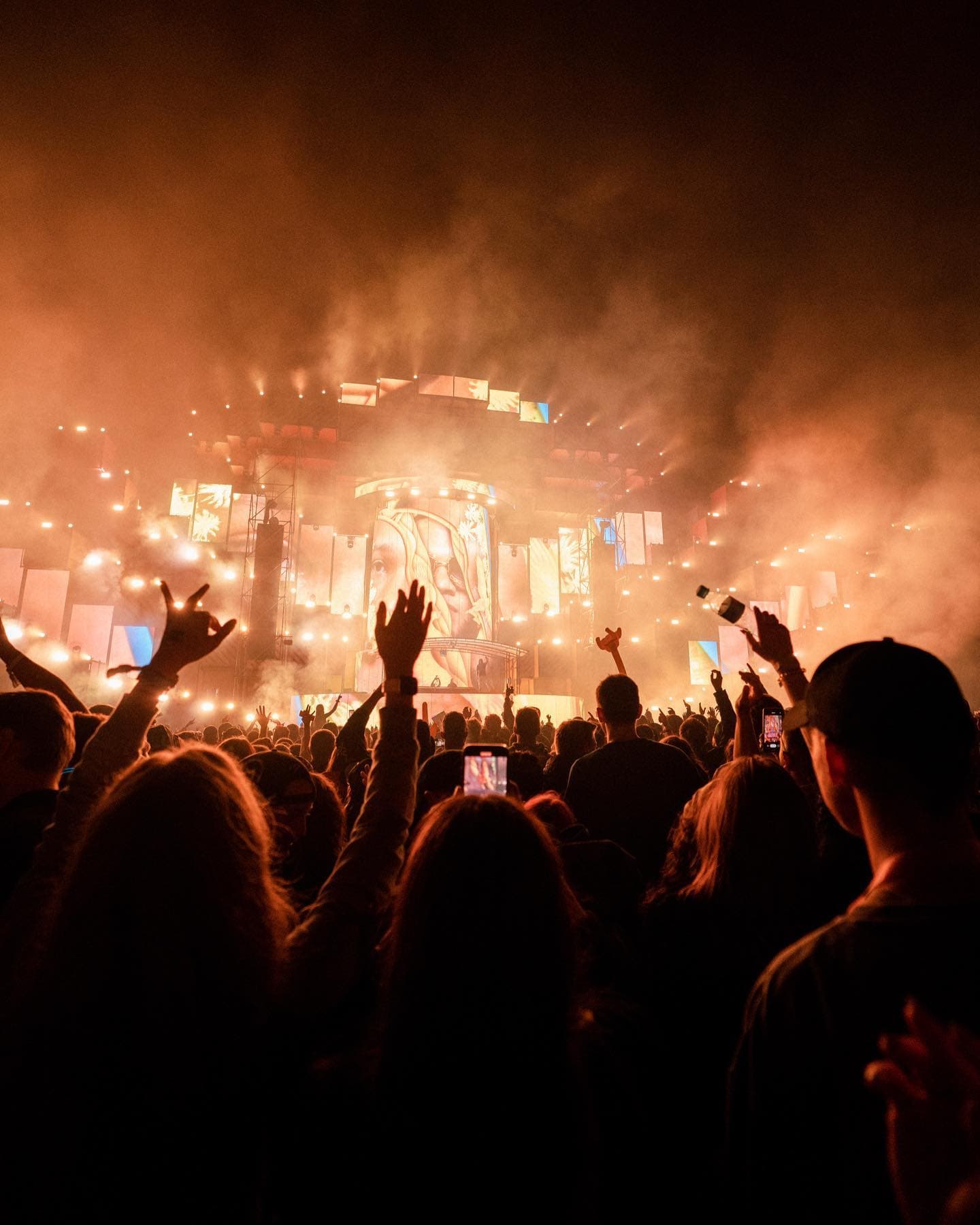 It's about being together. To dance. To celebrate. To live! π₯β€οΈπ (1/3)
