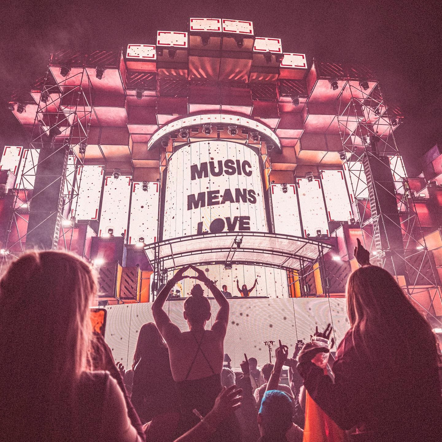 music means love ❤️