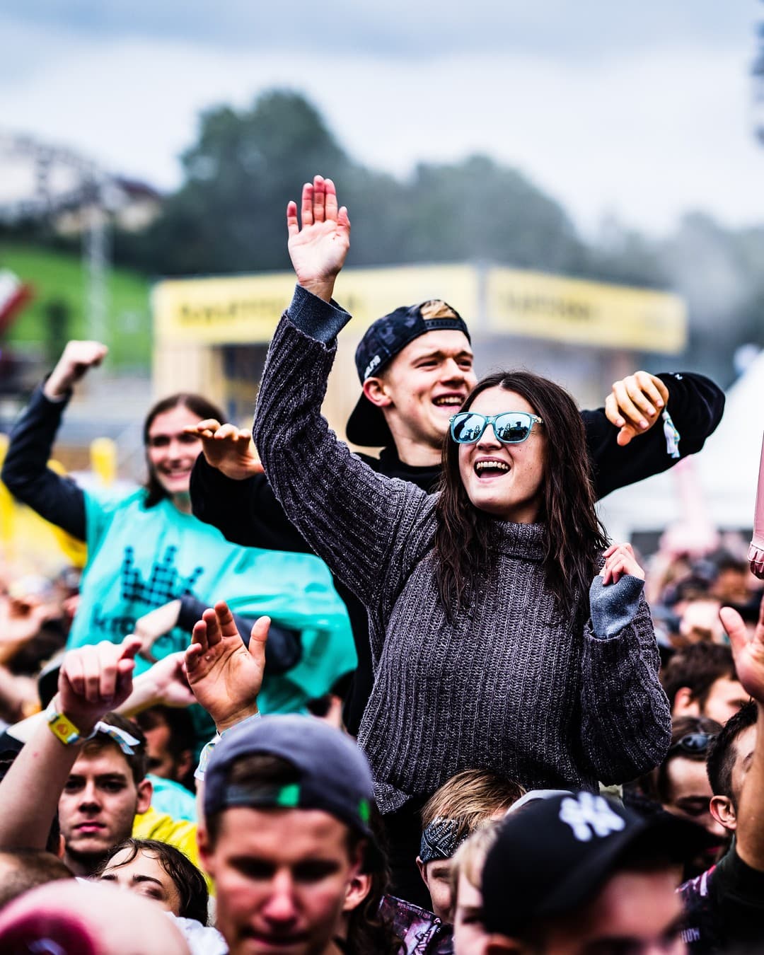 In the claws of the scorpion! ππͺ Where is our hardstyle army?π₯ (3/5)