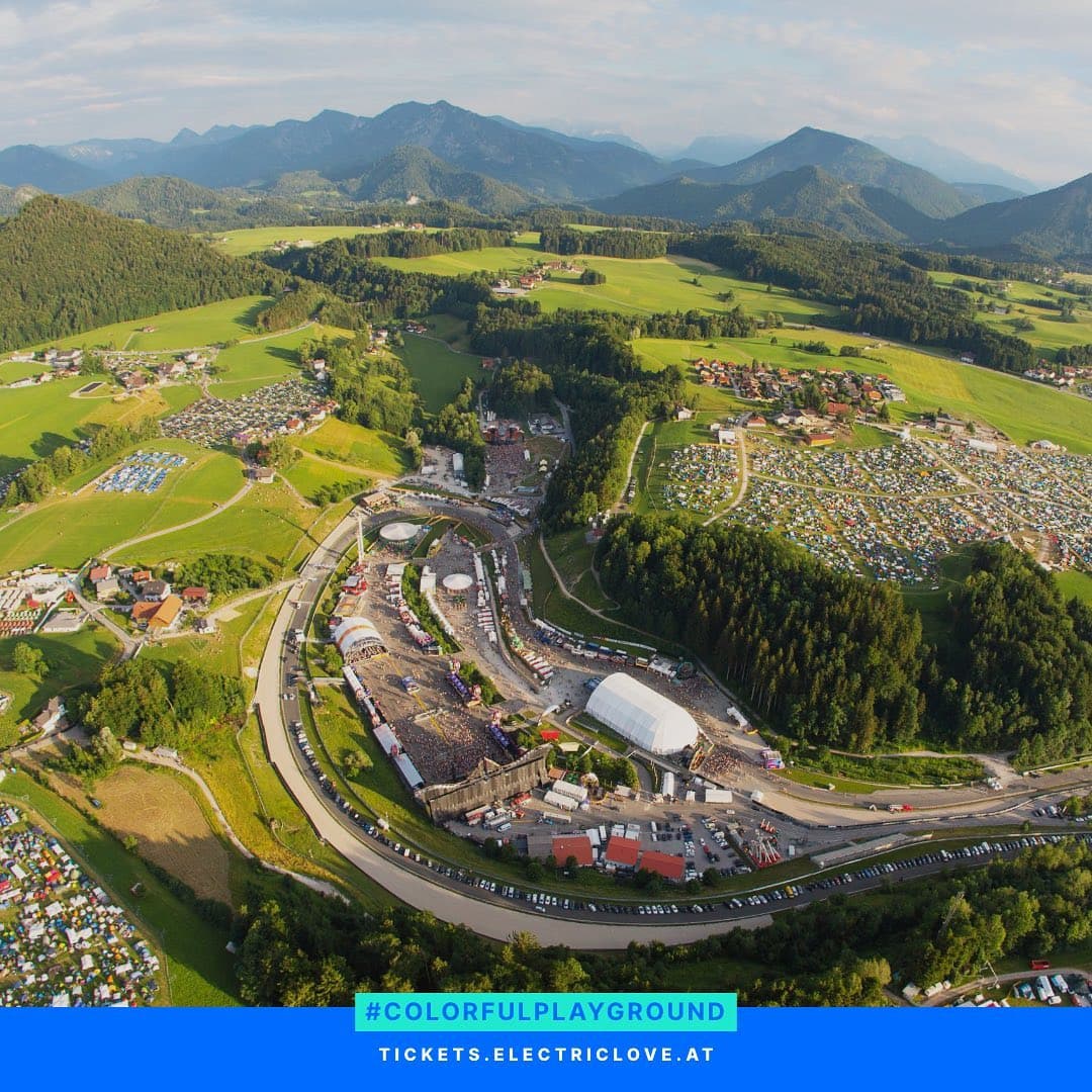 Join us on our journey! Thousands of Electric Lovers are already looking forward (3/5)