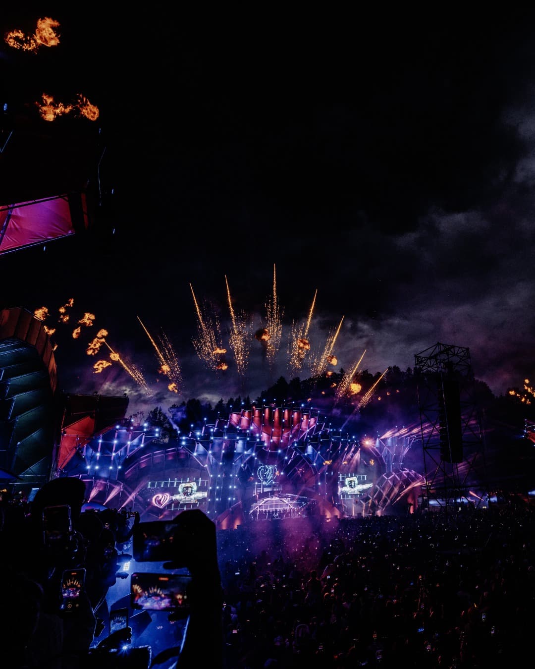 POV: You got your hands on VIP Bronze tickets ✨