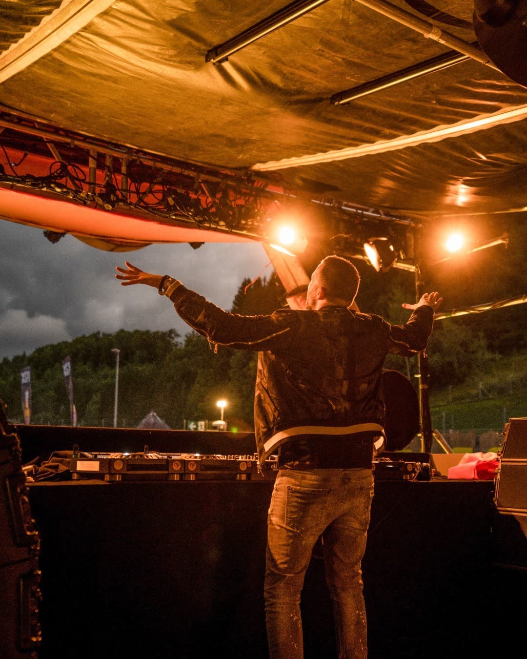 Any harder styles freaks out there? ππ₯ (2/2)