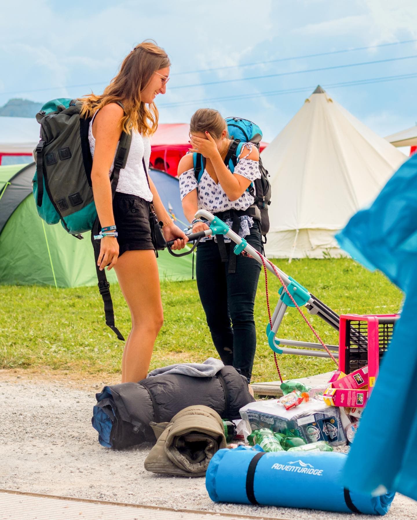 WORST. FEELING. EVER. Carry less, party more. Get your stuff at our Electric Lov (1/3)