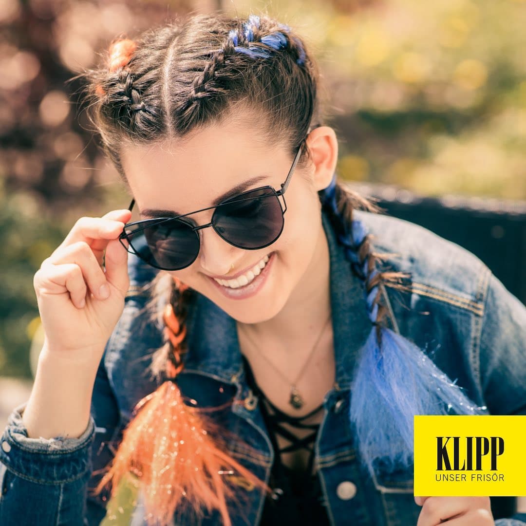 Complete your festival look and get your hair done at the @klipp.frisoer styling (2/2)
