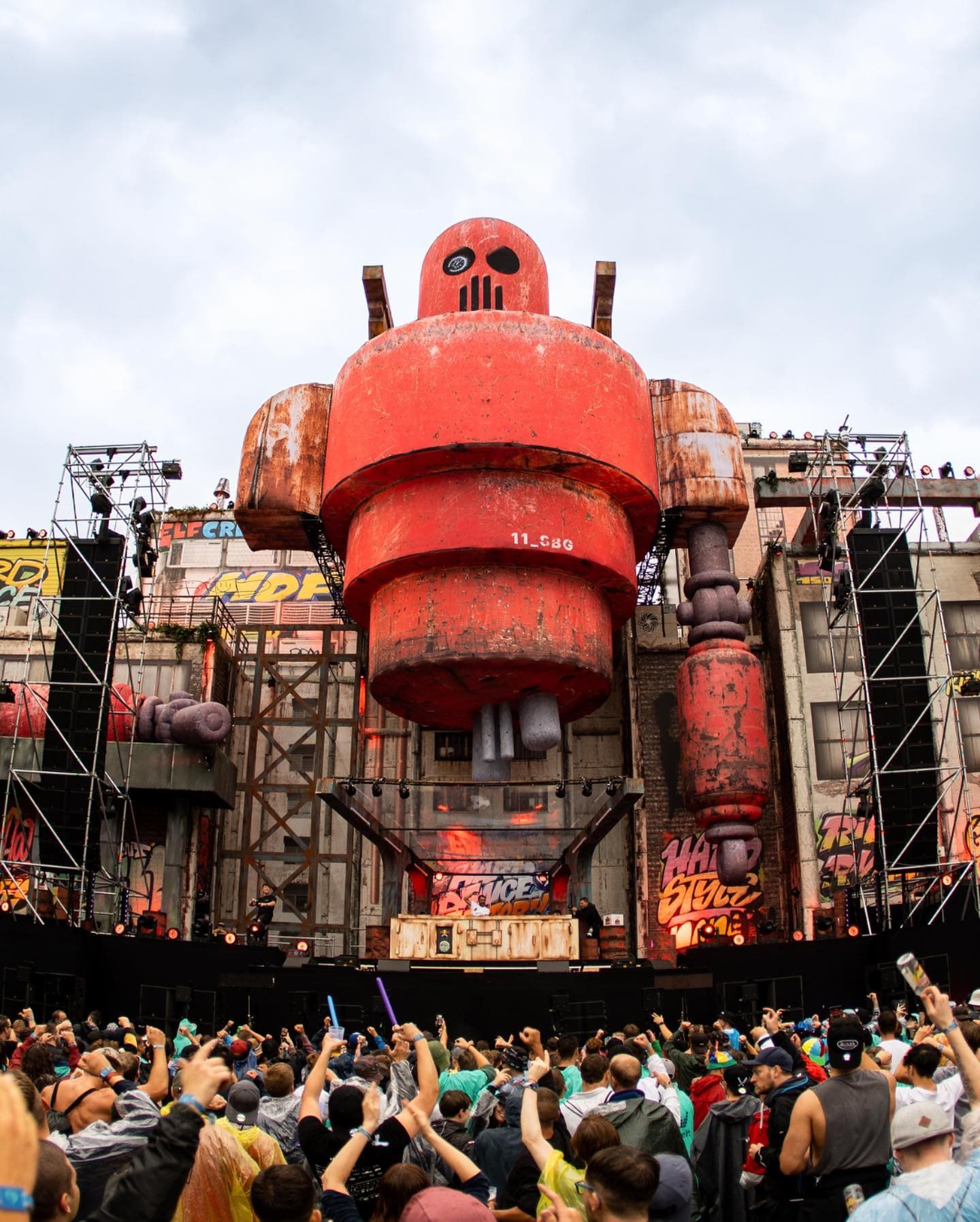 First day of our new HARD DANCE FACTORY is nearly over and the emotions were ove (1/3)