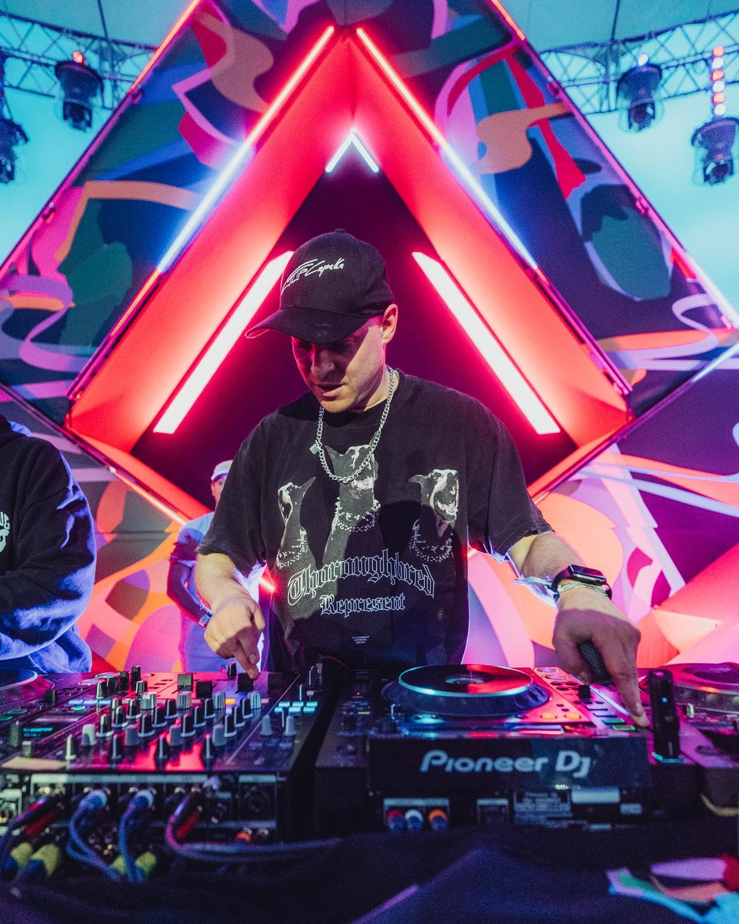#tb to @djflipcapella at the Heineken Starclub at π»π Looking forward to (2/2)
