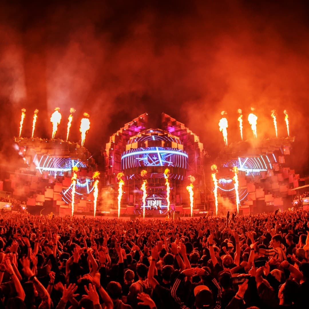 Ready for the weekend? π₯ All ticket categories now available on tickets.electri