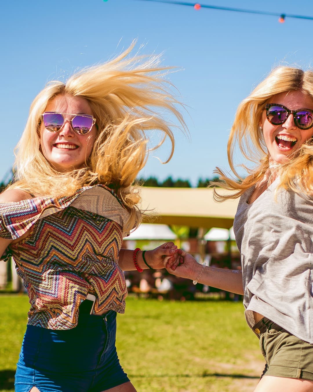 Enjoy the full festival experience and camp with your friends. Staying at the ca (3/3)