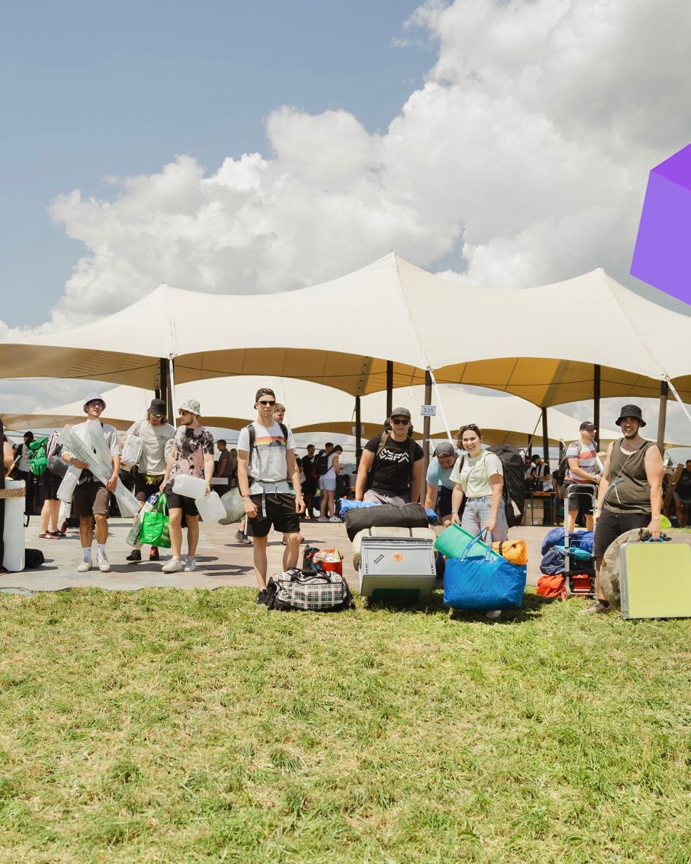 Soon it’s that time of the year again! ☀️ Who is your camping buddy in 2023? Tag