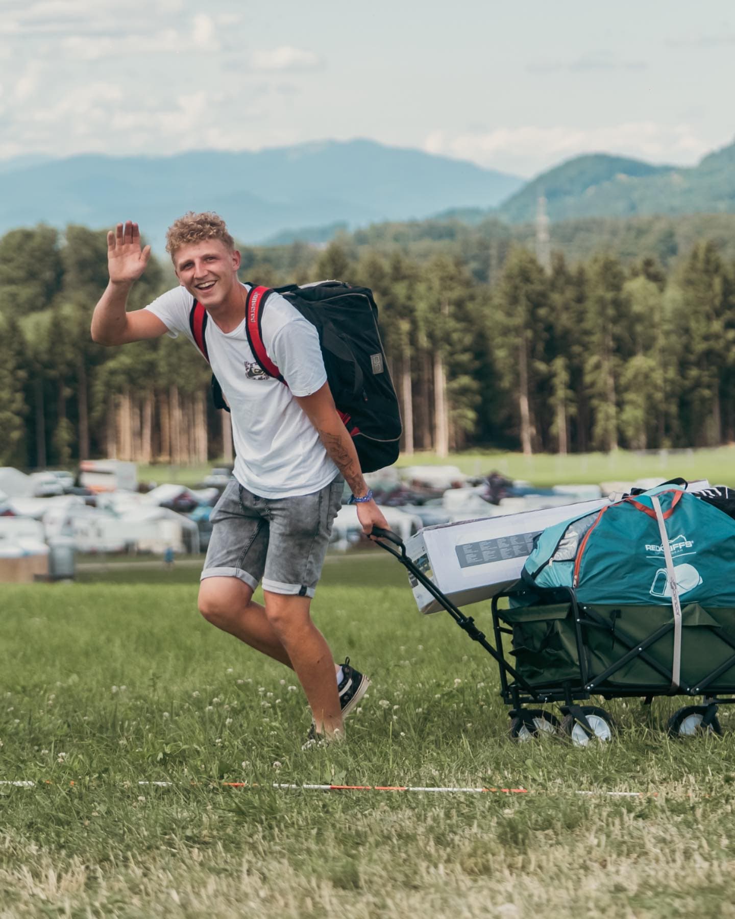 The campgrounds are heating up and the party is just getting started! Welcome ho (3/3)