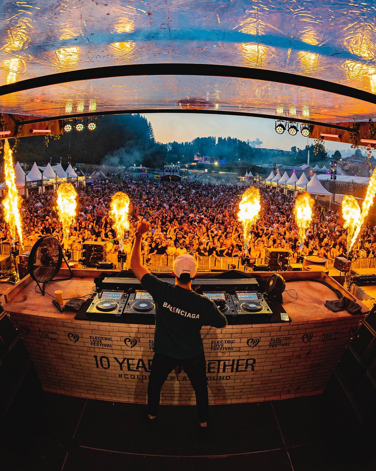 That‘s a vibe! 🥵🔥 Where are our hardstyle lovers? (2/2)