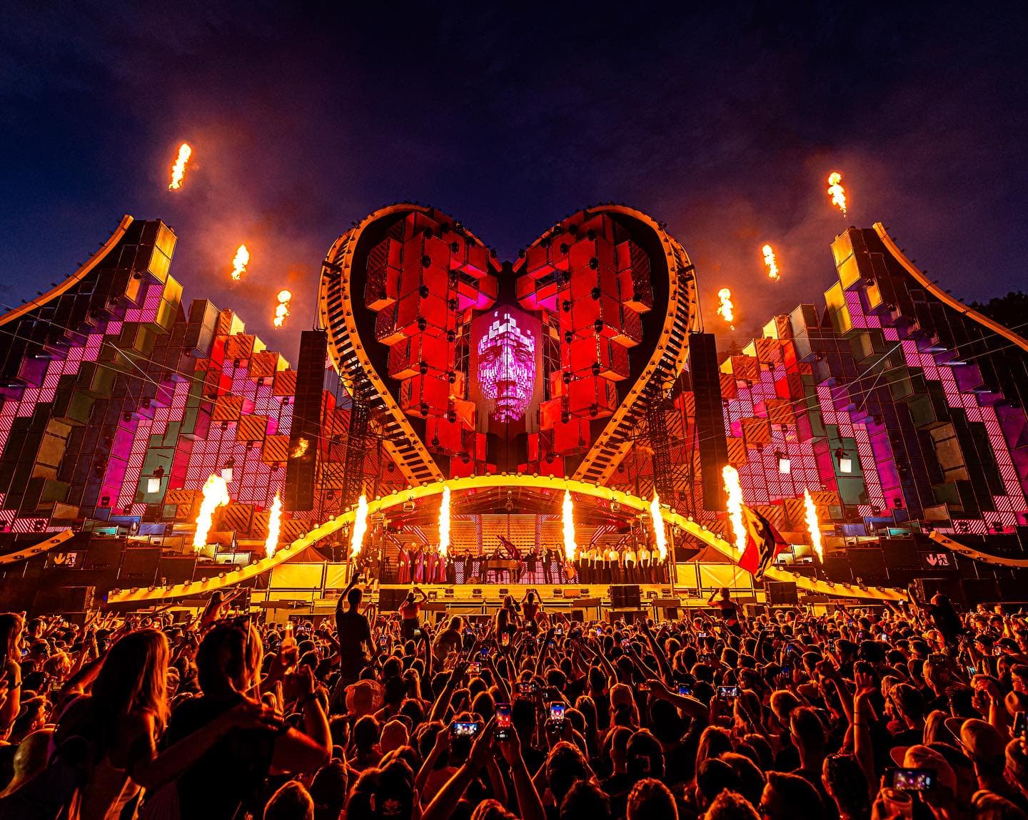 Electric Love Opening Ceremony β€οΈβπ₯ Watch the full show now on Youtube (link in