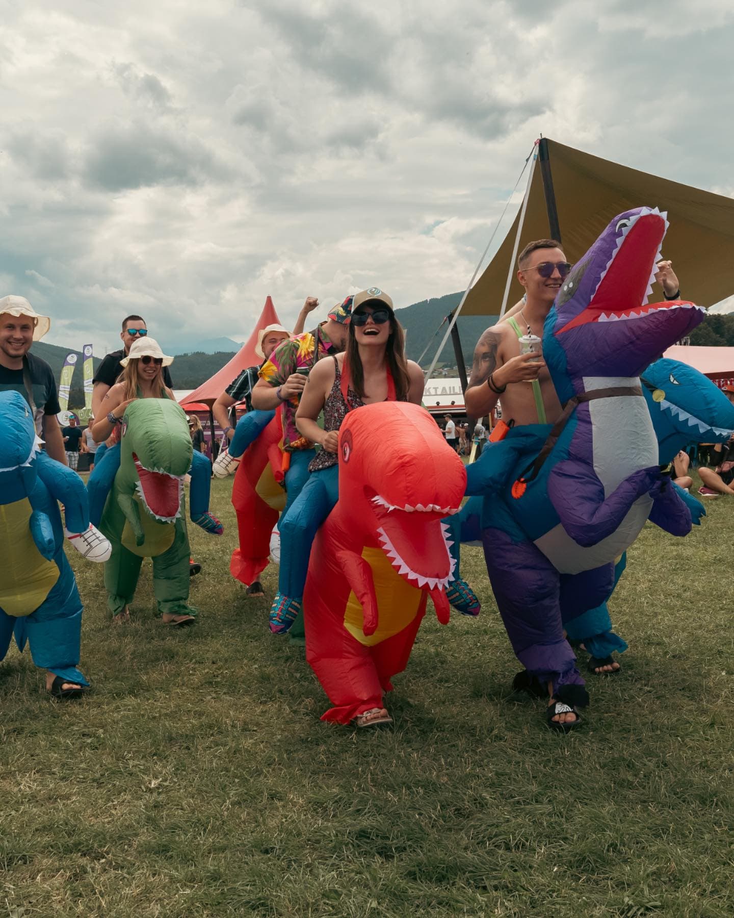 The most fun place at Electric Love - our campsite 🫶⛺️ Let us know your best ca (3/5)