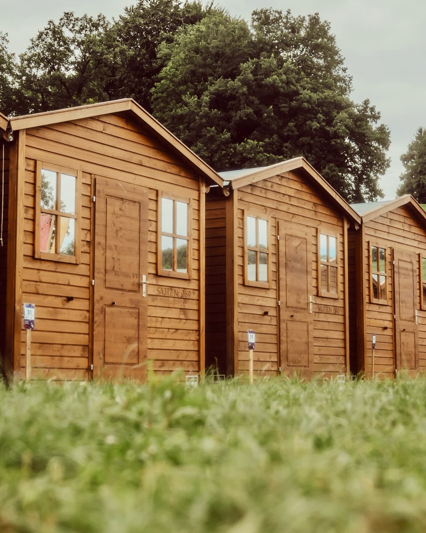 Love camping but need a little luxury? ✨ Our Comfort Camping is just what you ne (2/5)