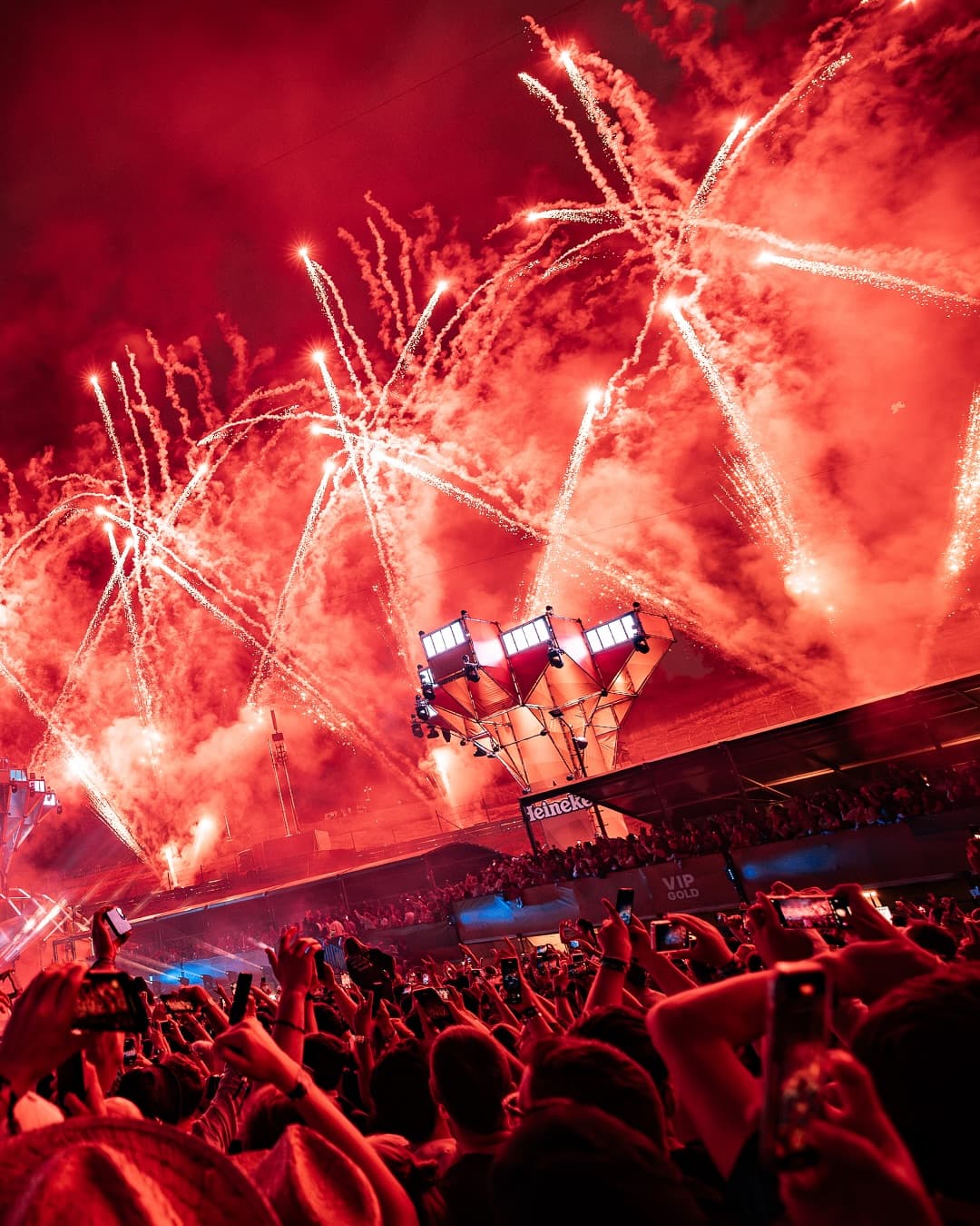 When the night falls on Thursday at Electric Love Festival ๐๐ Donโt miss out t (2/2)