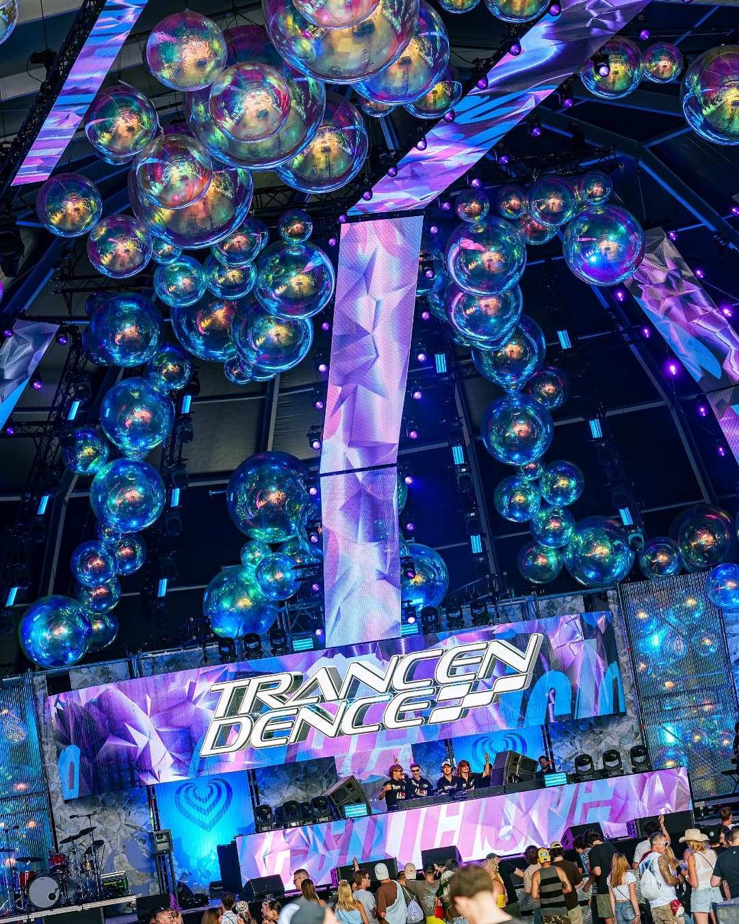 Insanity across 7 stages ๐ซจ๐ฅ Todayโs not the day to be late! ๐ง๐ฟ๐ฒ๐ฎ๐บ ๐๐ฟรผ๐ต (5/7)