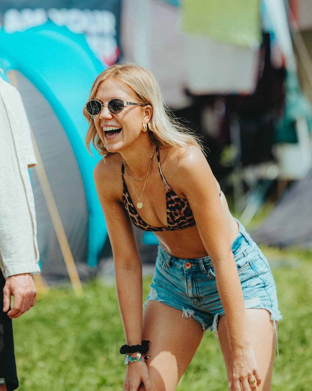 Missing the sun, the laughs, and those unforgettable campsite moments โ๏ธ๐๏ธ ๐๐ (2/5)