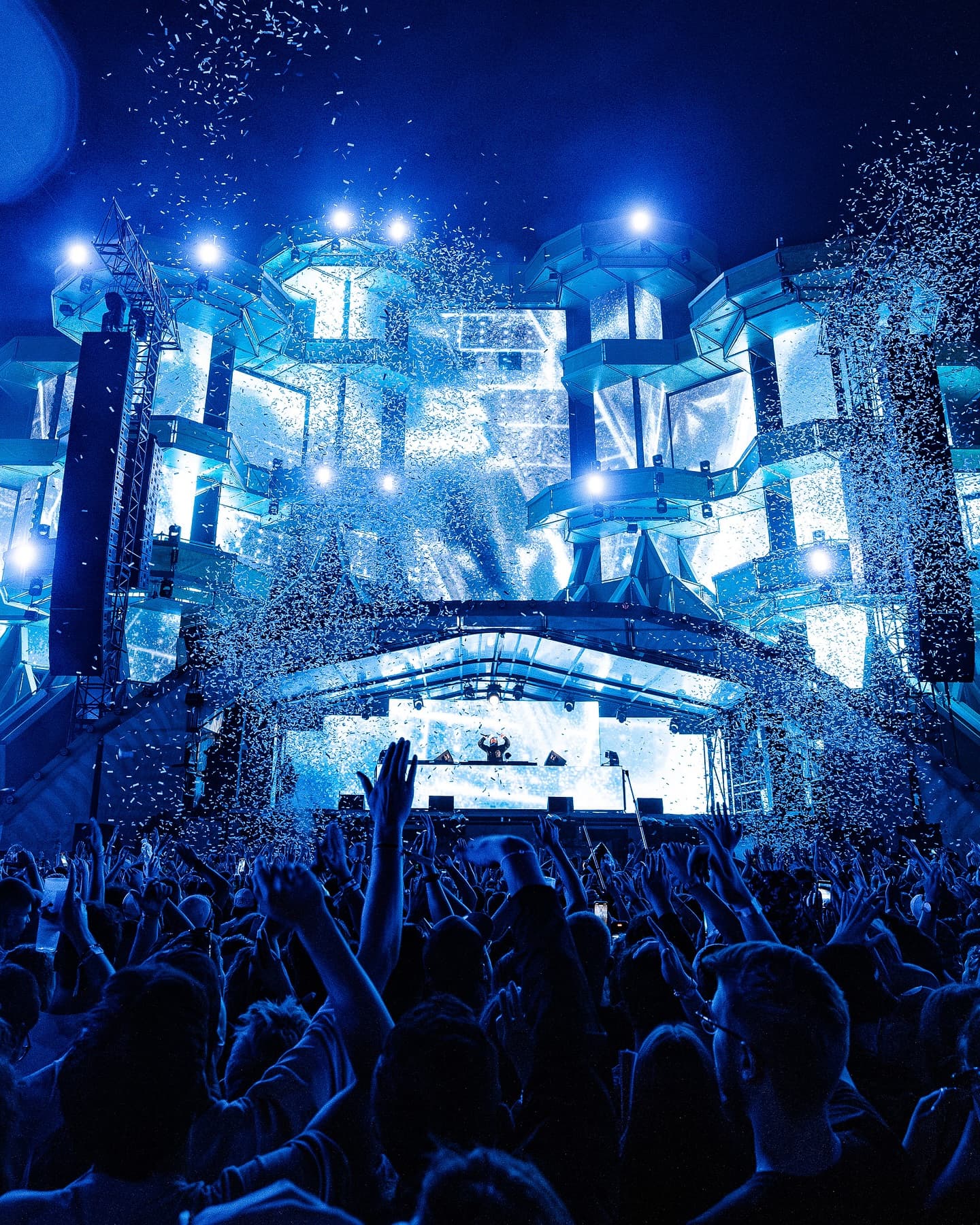 Pure Mainstage magic. ๐ซ๐ซถ๐ผ ๐๐๐๐๐ง๐ฅ๐๐ ๐๐ข๐ฉ๐ โ๐ฎ๐ฒ ๐ 8. - 11. July, 2 (1/4)