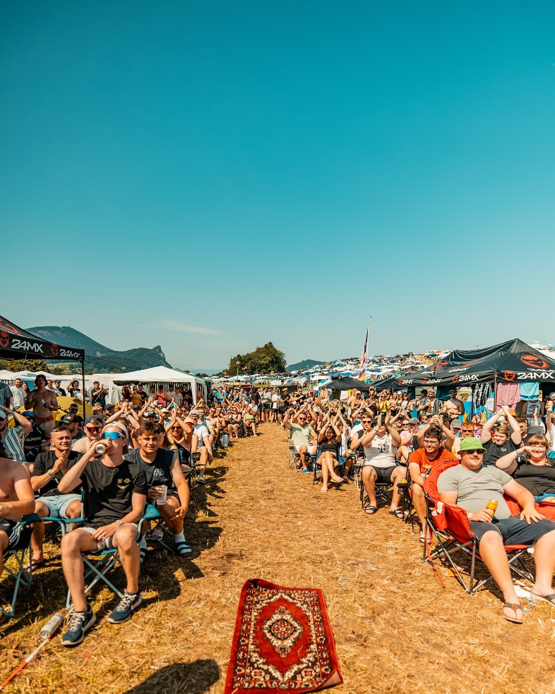 11:00 Biermesse - you know we had to be there ๐บ๐ฅ Who else made it? ๐๐ผ ๐๐๐ (5/5)