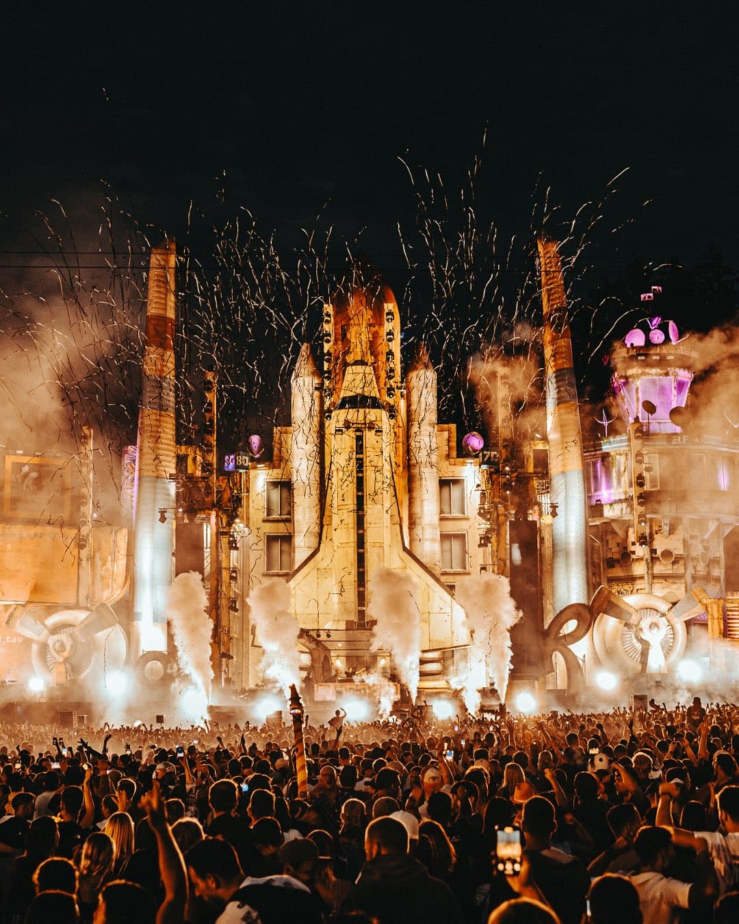 This is what Hard Dance Valley dreams are made of. ๐ฅ ๐๐๐๐๐ง๐ฅ๐๐ ๐๐ข๐ฉ๐ (1/3)