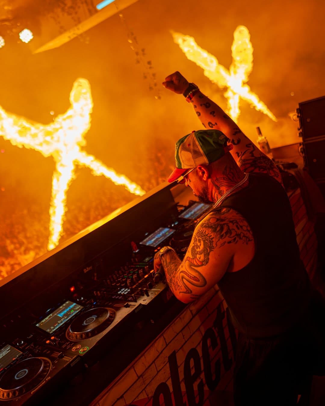 This is what Hard Dance Valley dreams are made of. ๐ฅ ๐๐๐๐๐ง๐ฅ๐๐ ๐๐ข๐ฉ๐ (3/3)