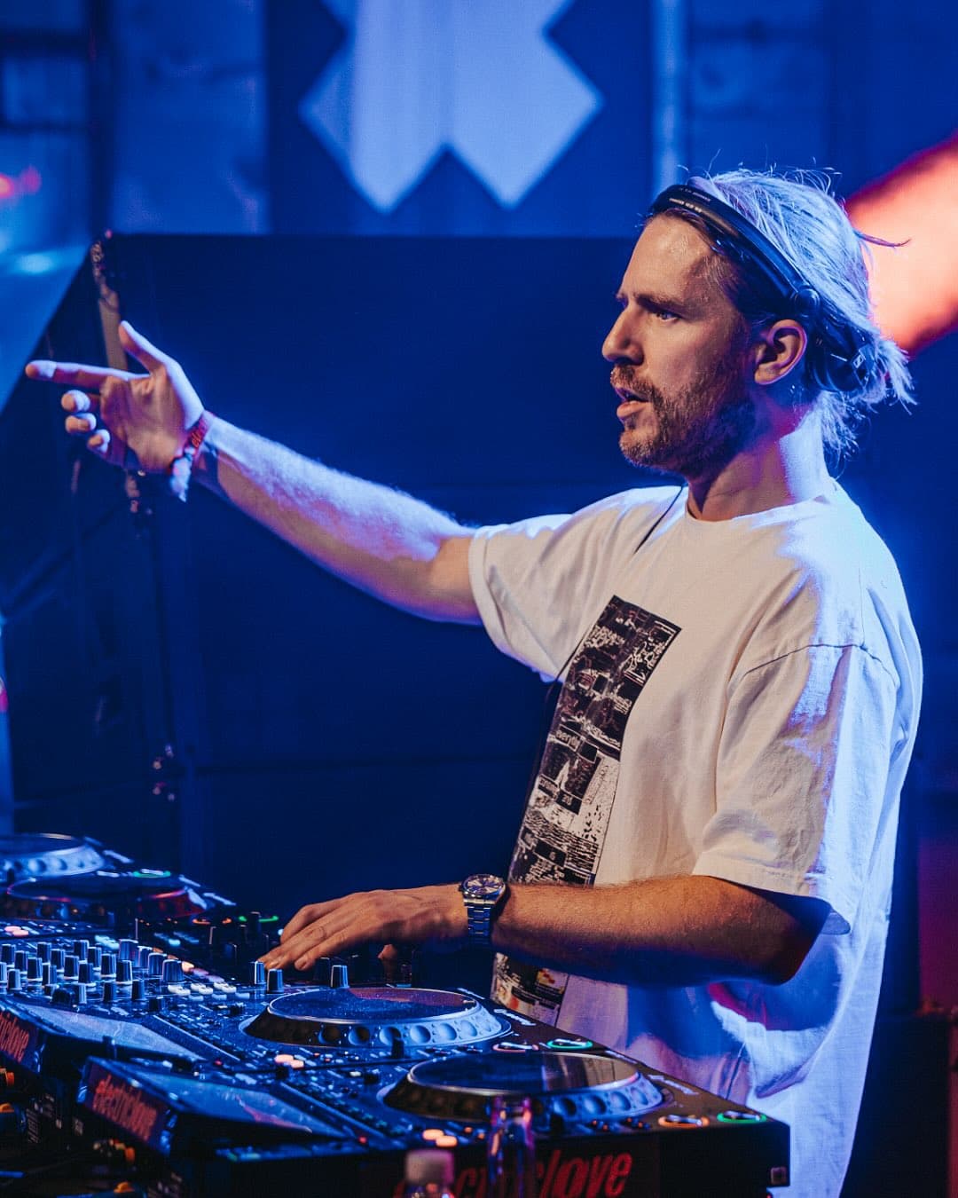 Canโt go wrong with a @subfocus DnB set at Club Circus. ๐ชฉ๐ฅ ๐๐๐๐๐ง๐ฅ๐๐ ๐ (2/6)