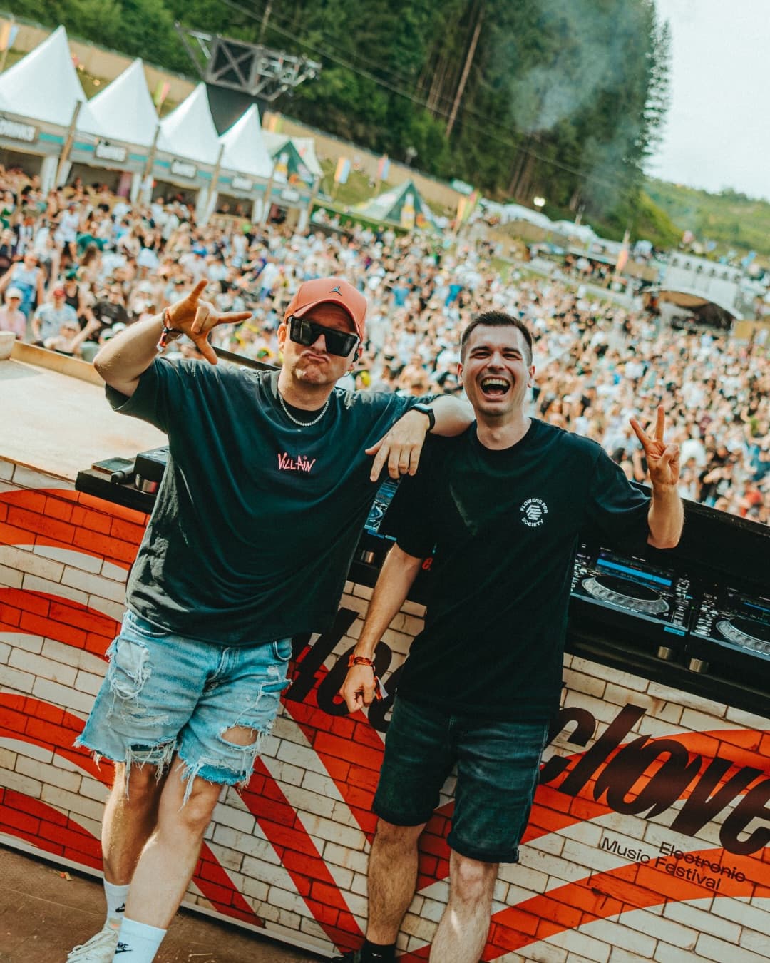 Classics at Hard Dance Valley with @zelecterdj ๐ Price phase ends 31.12 - Book (3/3)
