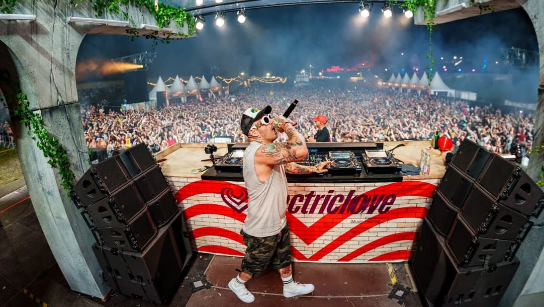 Bass > everything ๐ฅ๐ฅต ๐๐๐๐๐ง๐ฅ๐๐ ๐๐ข๐ฉ๐ โ๐ฎ๐ฒ ๐ 9. - 11. July 2026 ๐ (3/4)