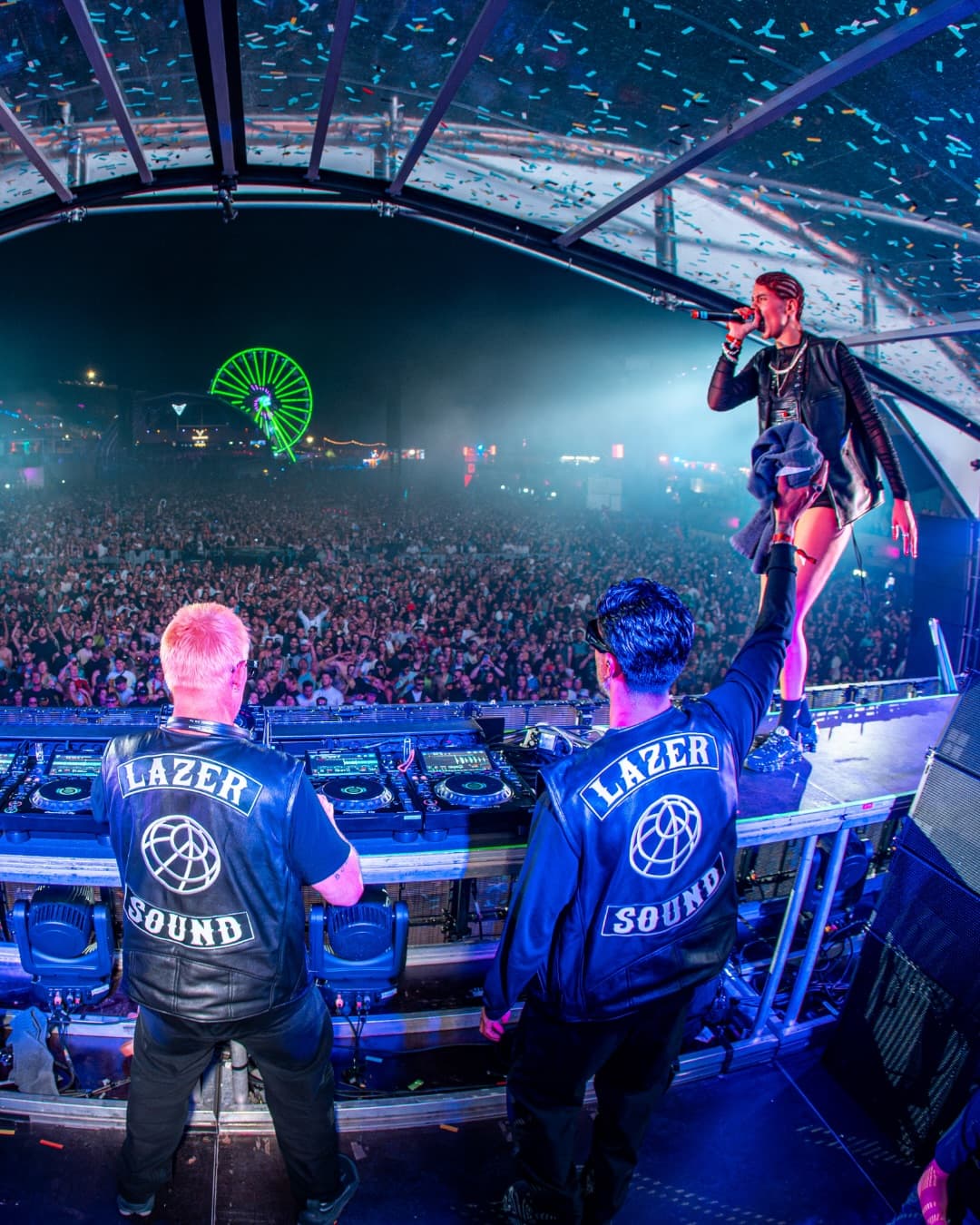 @majorlazer brought the HEAT to Electric Love in 2025 ๐ฅต๐ฅต๐ฅต ๐๐๐๐๐ง๐ฅ๐๐ ๐ (2/5)