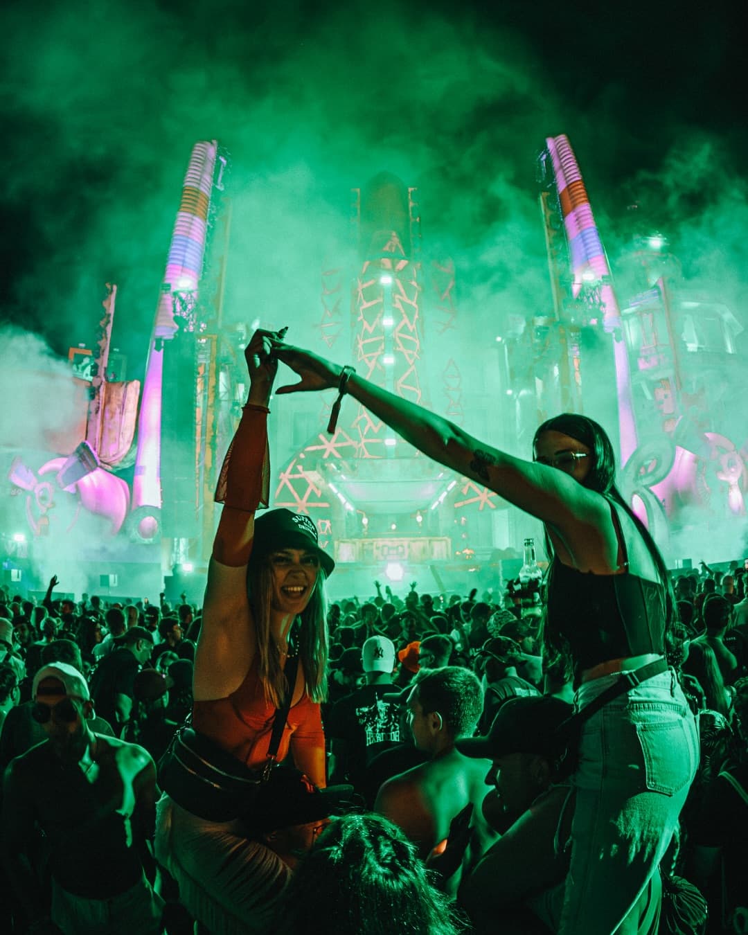 Front row energy or crowd magic.✨Where will we find you this year? 👀 📆 9. - 11 (6/6)