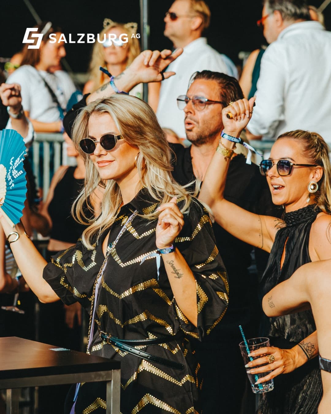 CUPRA Platin VIP Lodge sold out faster than ever before. ⚡ Just saying: ultra‑fa (2/4)