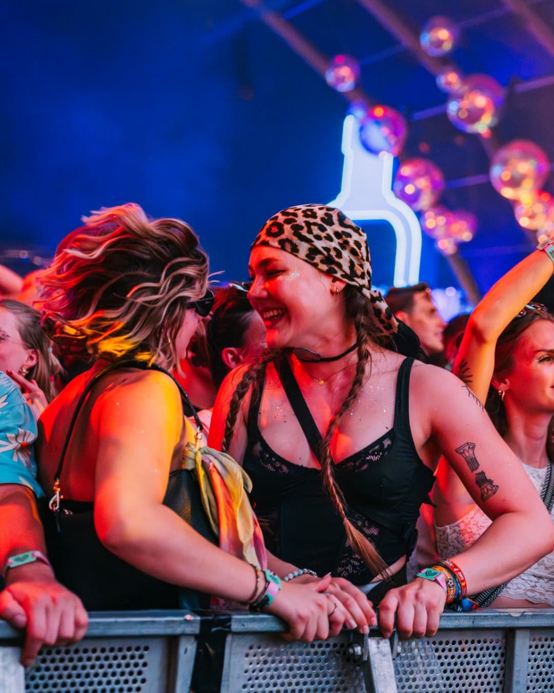 ABSOLUT is everywhere - from the campsite to the CUPRA Platin VIP Lodge and acro (2/5)
