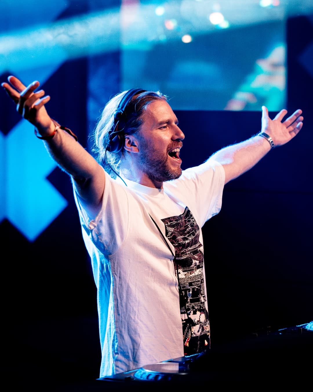 @subfocus controlling Club Circus โค๏ธโ๐ฅ ๐๐๐๐๐ง๐ฅ๐๐ ๐๐ข๐ฉ๐ โ๐ฎ๐ฒ ๐ 9. โ (2/5)