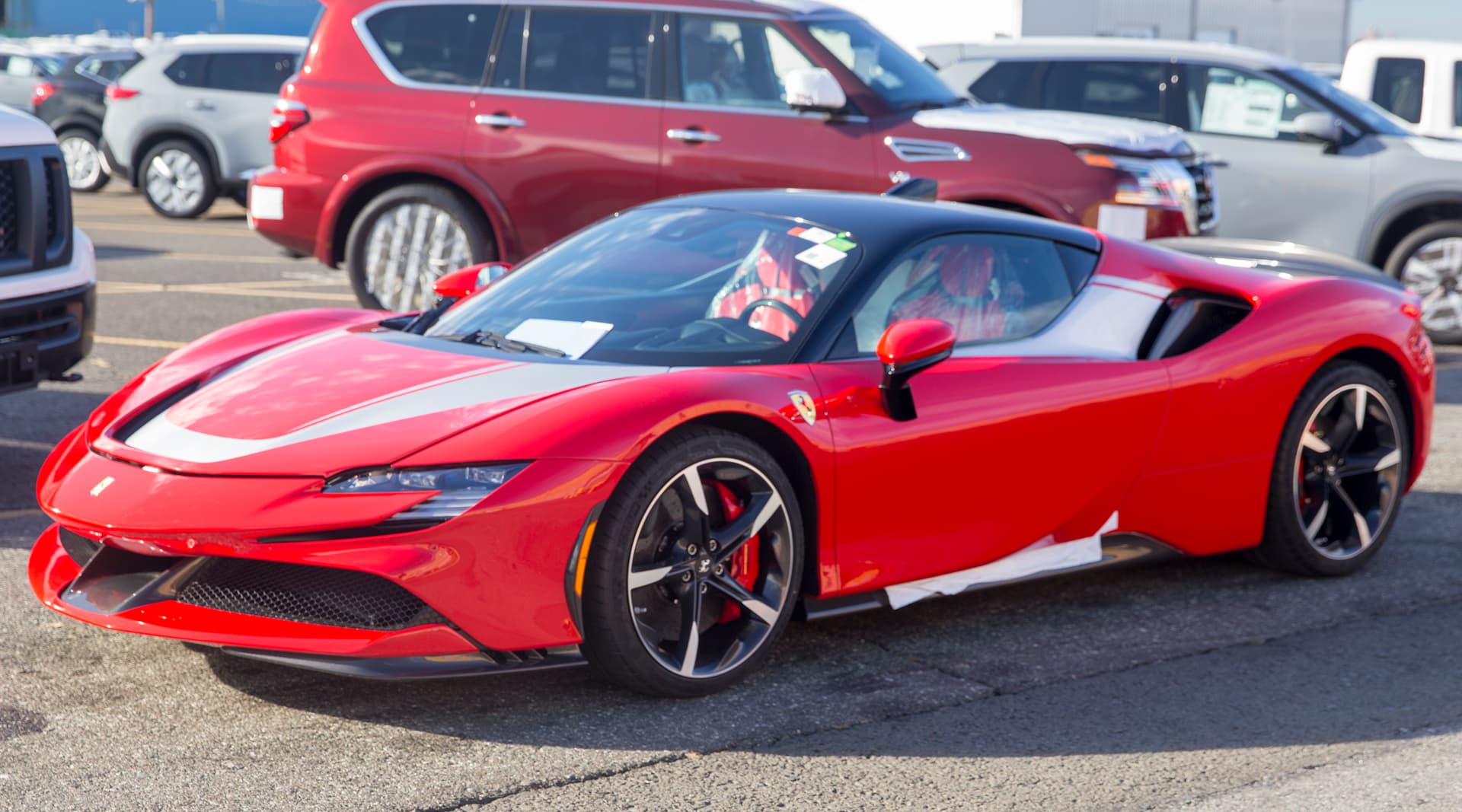 Ferrari SF90 Stradale (2021)