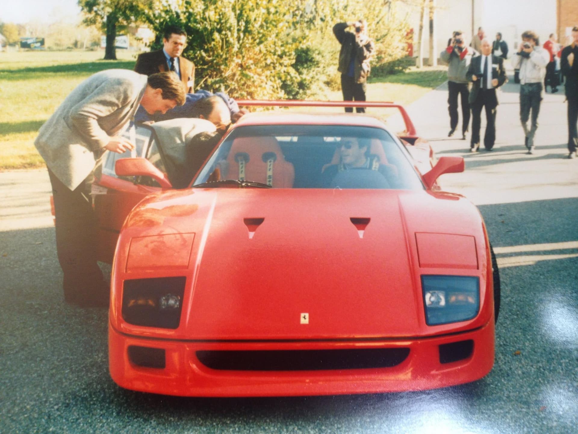 Ferrari F40 (1987)