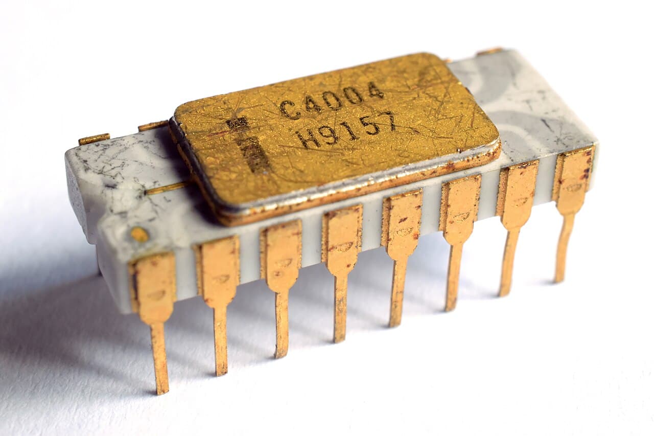 Microprocessor (Intel 4004)