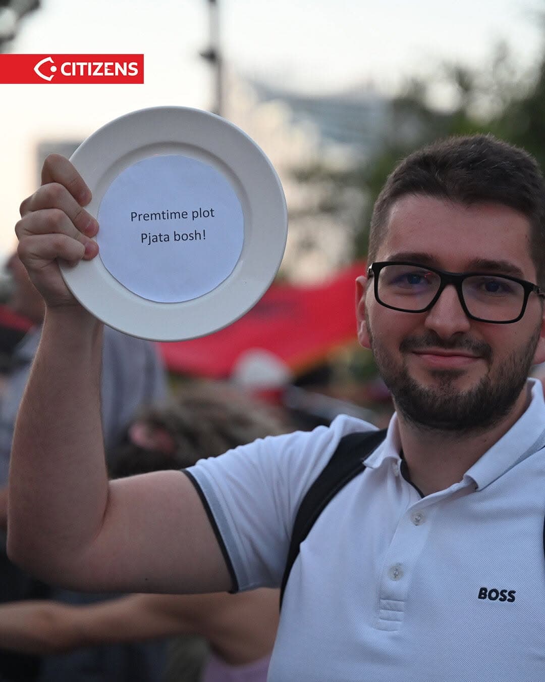 Në ditën e 38-të të protestave të përditshme, qytetarët u mblodhën sërish para Kryeministrisë, (3/10)