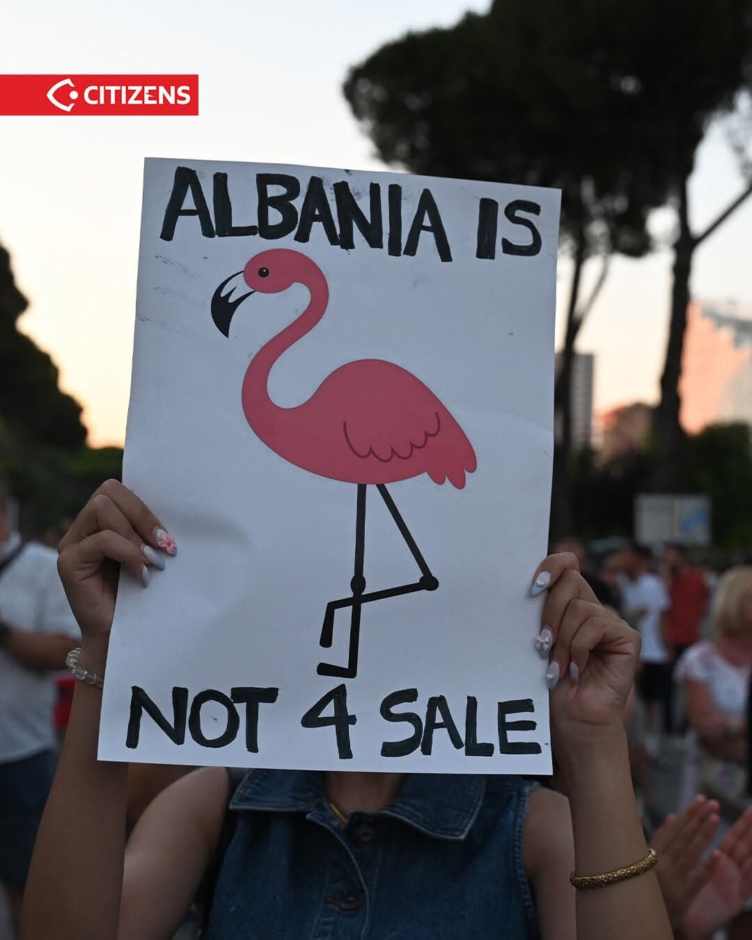 Në ditën e 38-të të protestave të përditshme, qytetarët u mblodhën sërish para Kryeministrisë, (6/10)