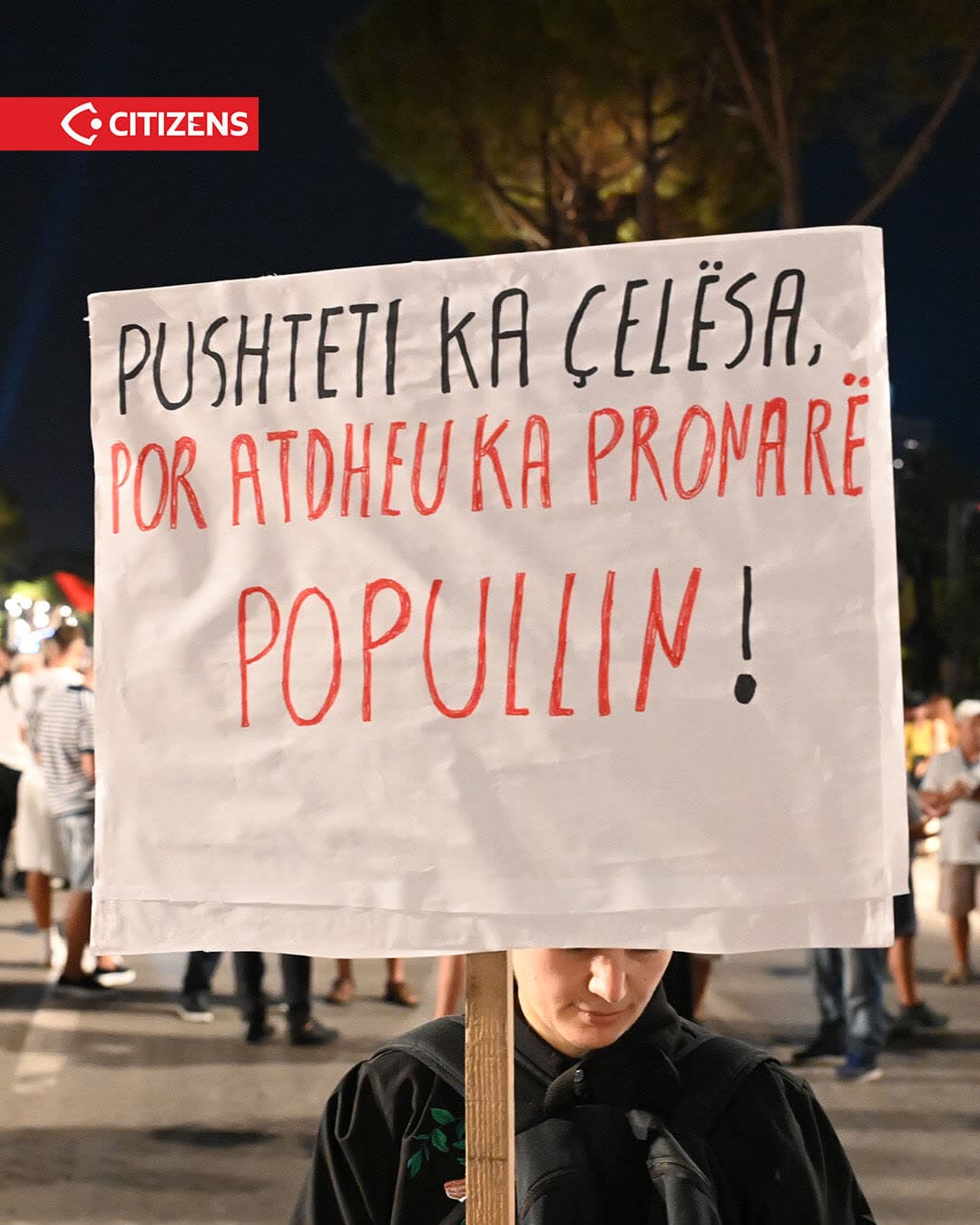 Për 90 ditë rresht bulevardi “Dëshmorët e Kombit” është kthyer në sheshin e… (frame 4)