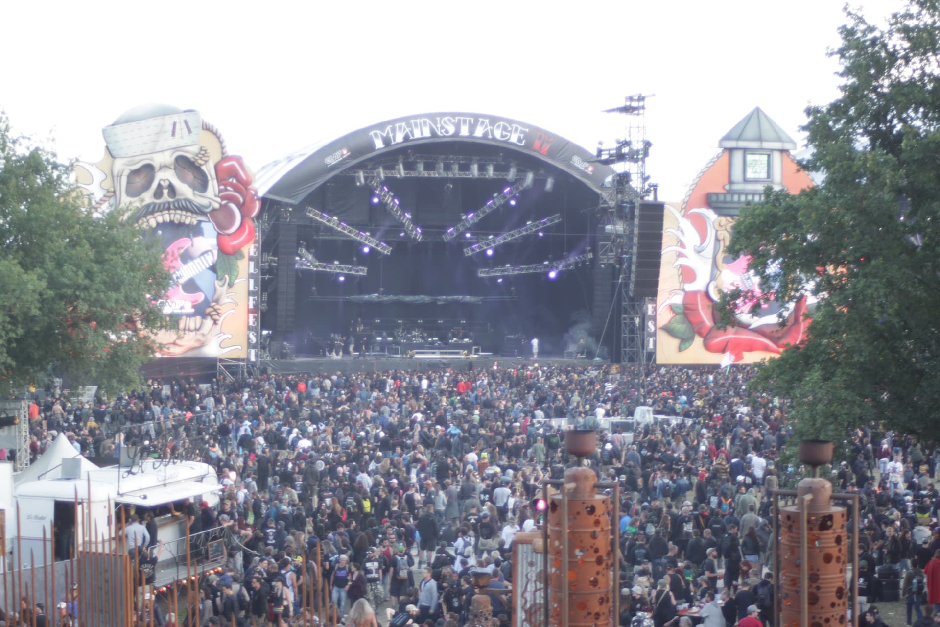 The Mainstages — Hellfest 2016