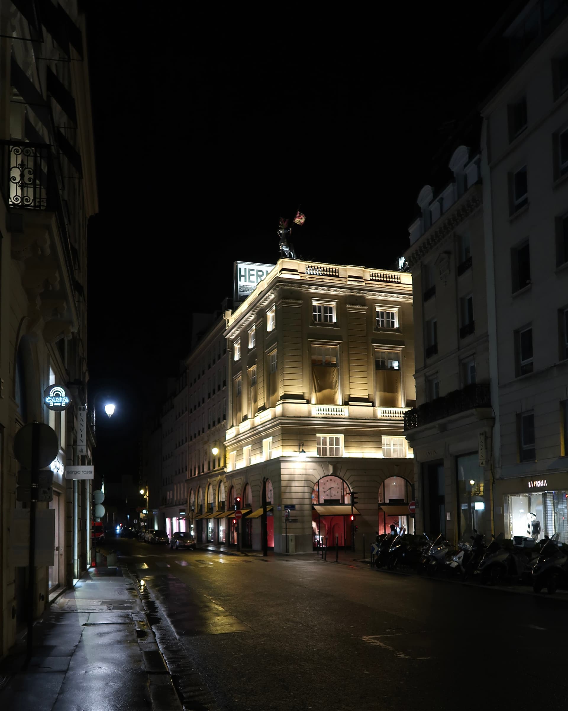 The Faubourg store at night