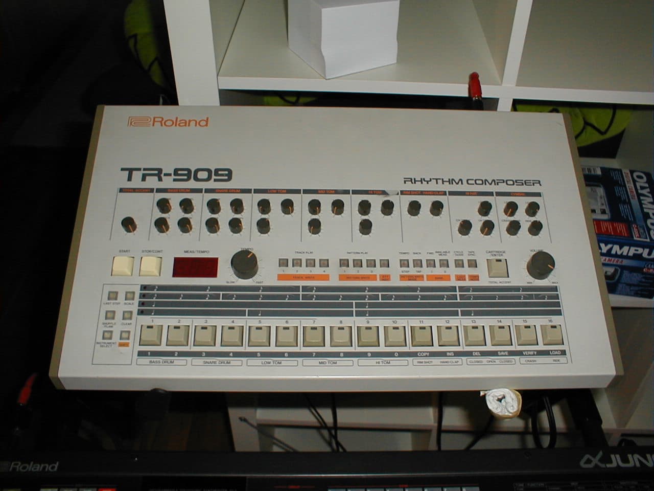 Roland TR-909