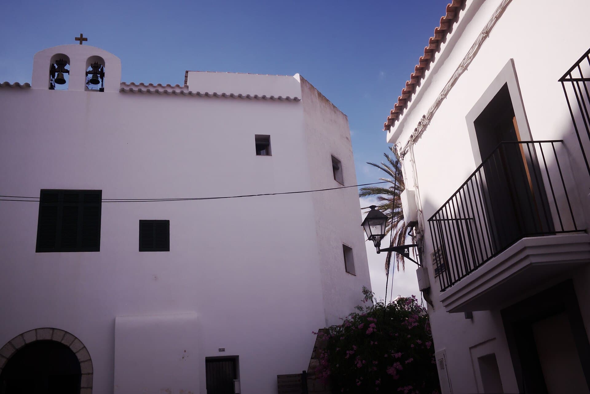Dalt Vila (50600584928)
