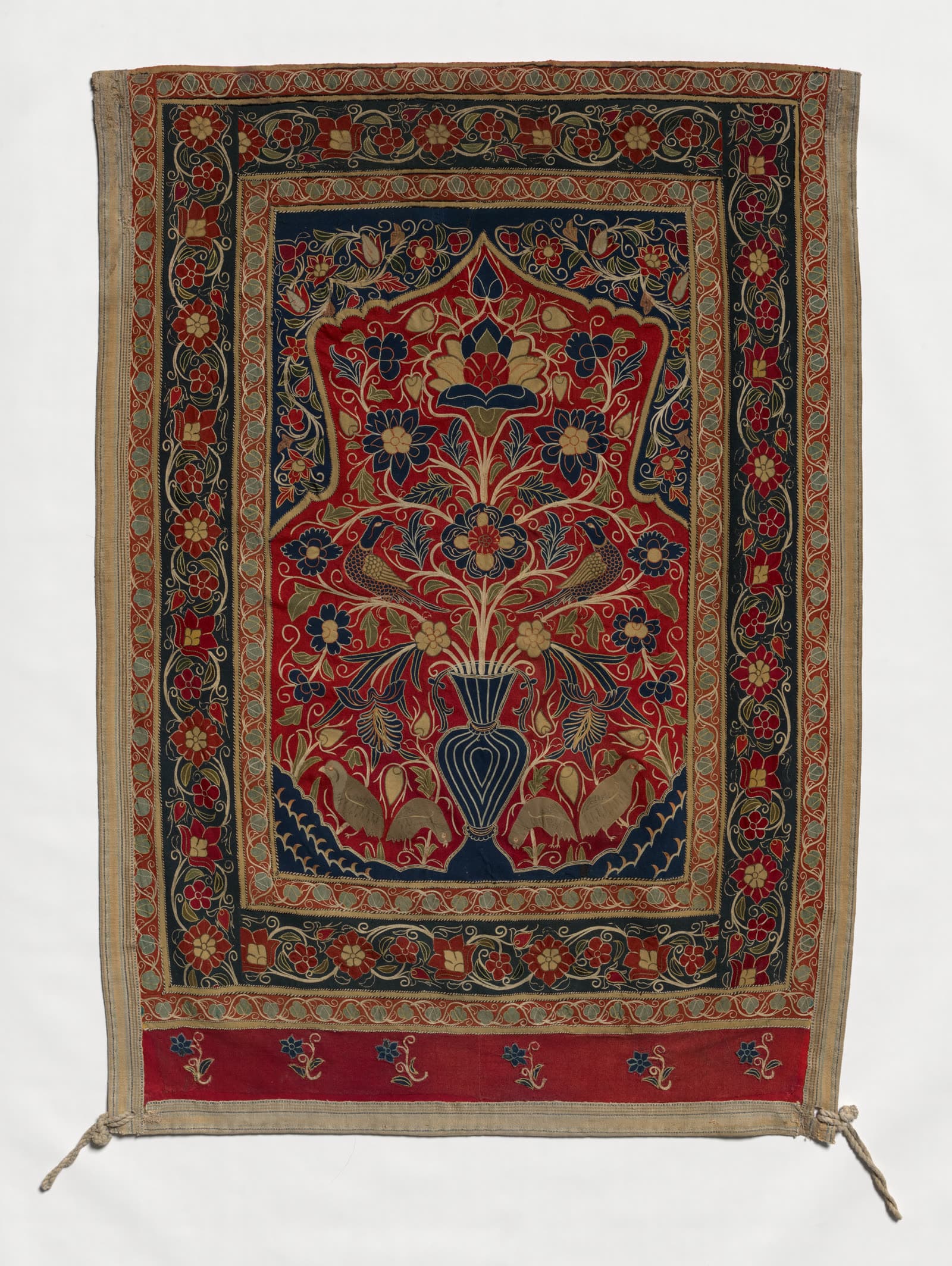 Royal Round Tent made for Muhammad Shah (wall panel with one design unit)